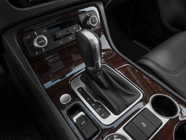 2016 Volkswagen Touareg VR6 FSI Executive