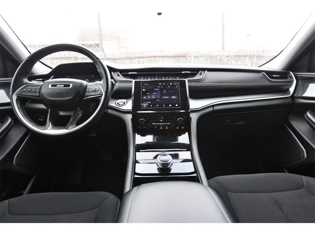 2021 Jeep Grand Cherokee L Laredo