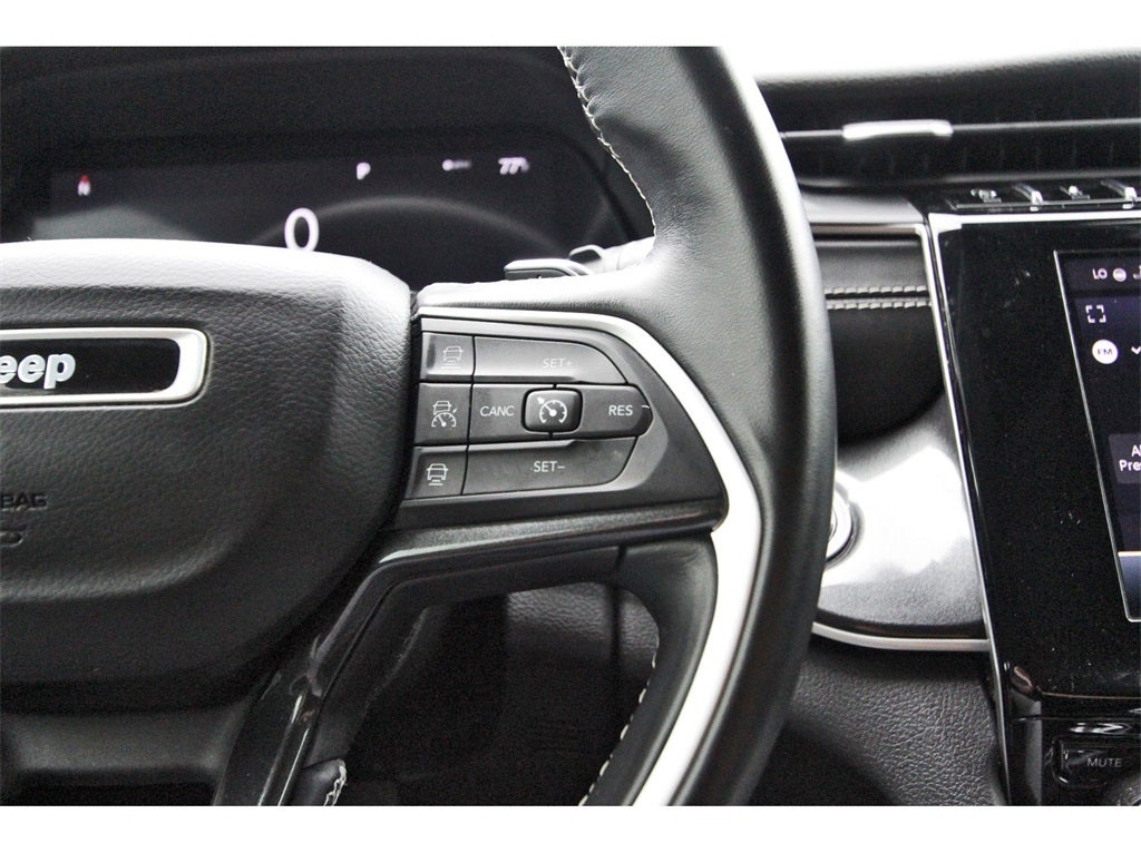 2021 Jeep Grand Cherokee L Laredo