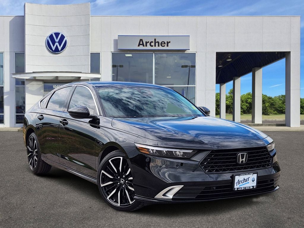 2025 Honda Accord Hybrid Touring