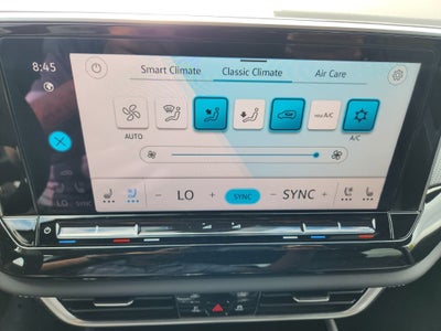 2026 Volkswagen Atlas Cross Sport SEL R-Line Black