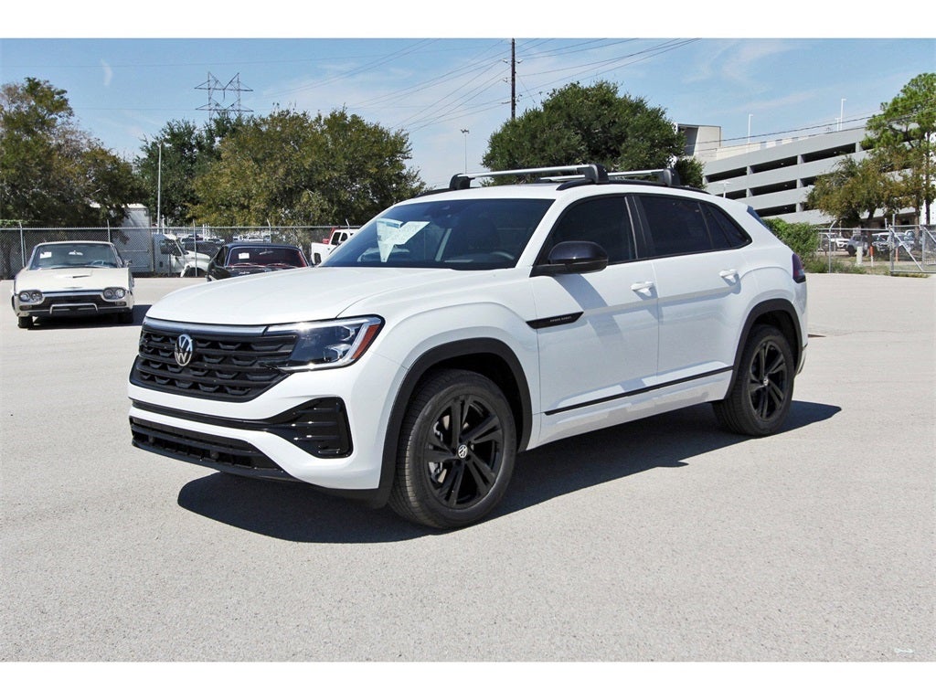 2026 Volkswagen Atlas Cross Sport 2.0T SEL R-Line Black