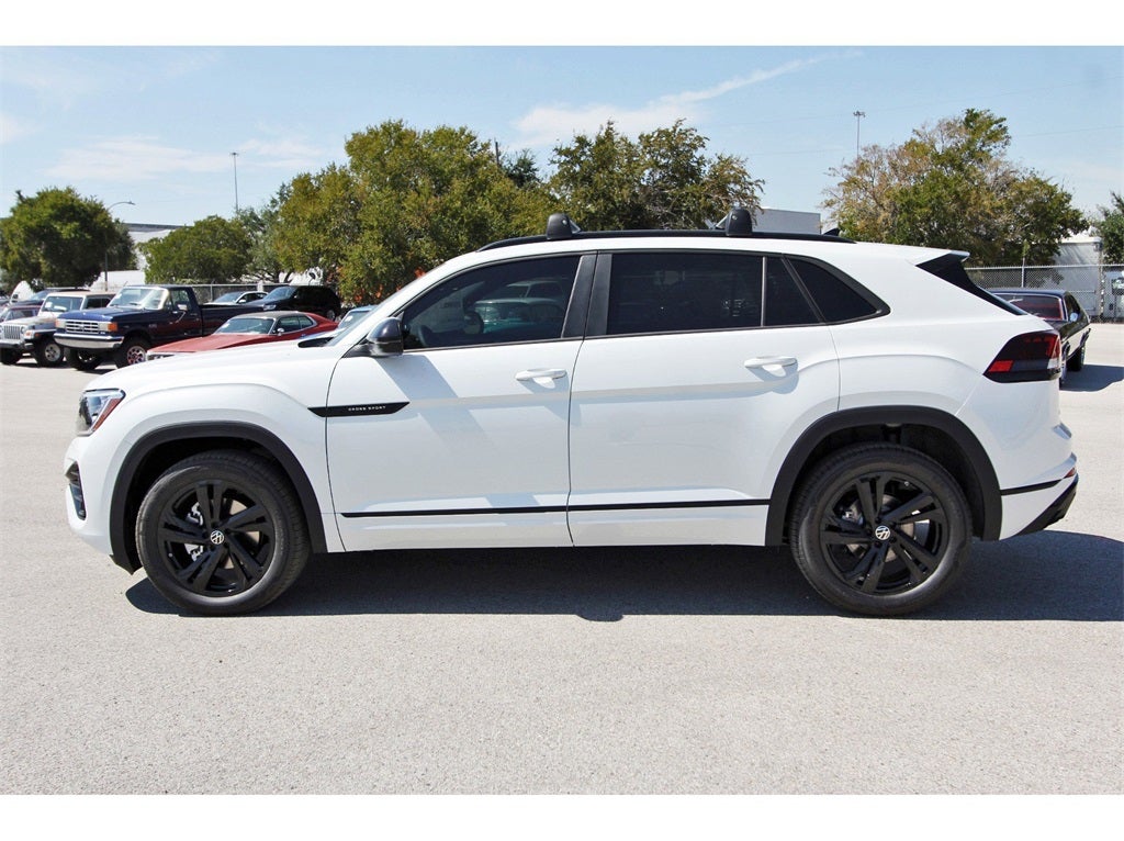 2026 Volkswagen Atlas Cross Sport 2.0T SEL R-Line Black