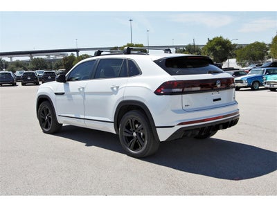 2026 Volkswagen Atlas Cross Sport 2.0T SEL R-Line Black