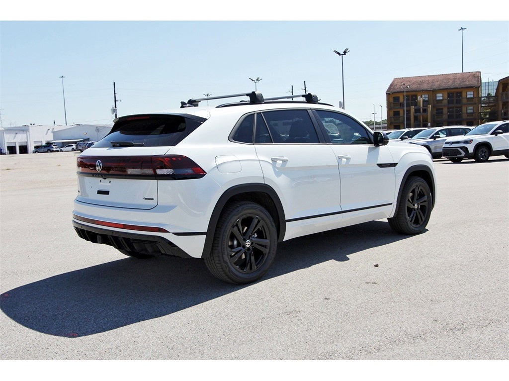 2026 Volkswagen Atlas Cross Sport 2.0T SEL R-Line Black