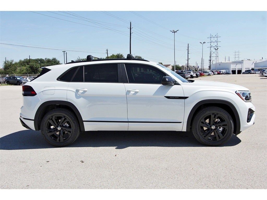 2026 Volkswagen Atlas Cross Sport 2.0T SEL R-Line Black