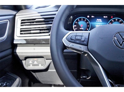 2026 Volkswagen Atlas Cross Sport 2.0T SEL R-Line Black