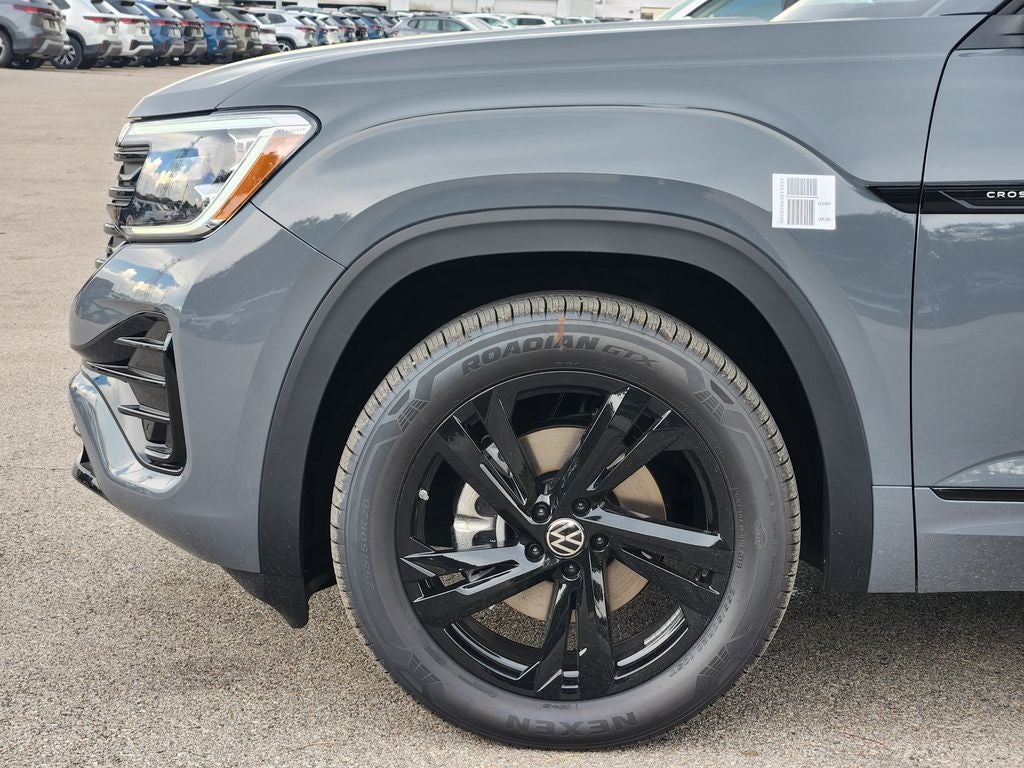 2026 Volkswagen Atlas Cross Sport SEL R-Line Black