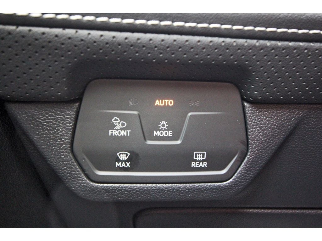 2026 Volkswagen Atlas Cross Sport 2.0T SEL R-Line Black