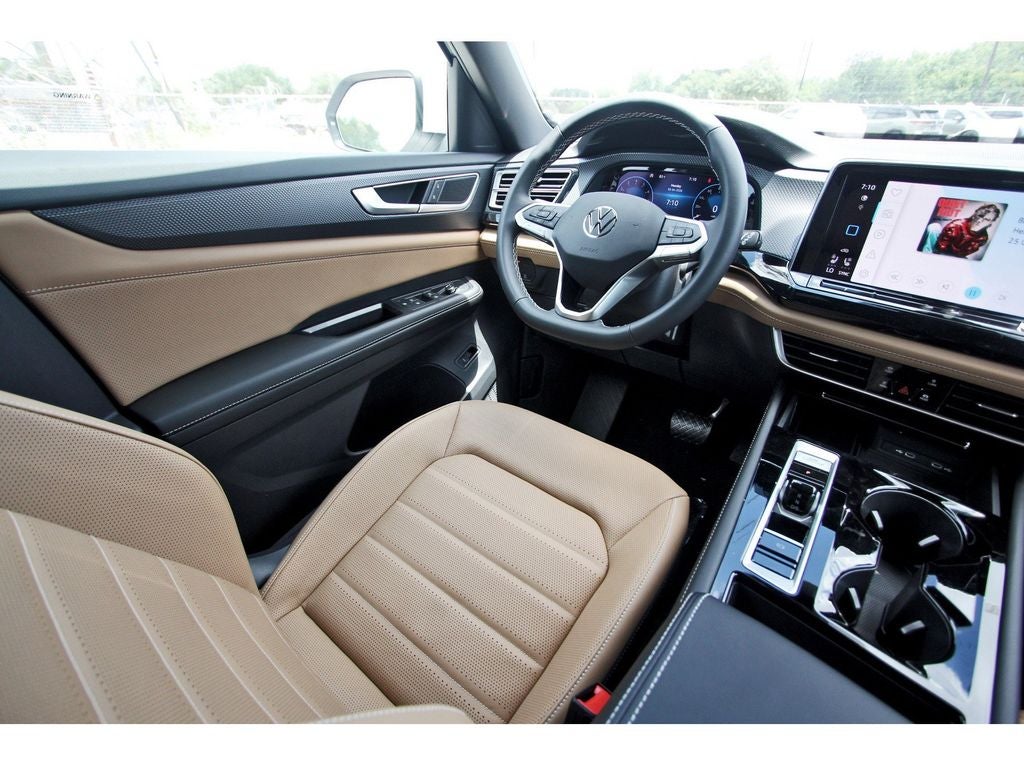 2026 Volkswagen Atlas Cross Sport 2.0T SEL