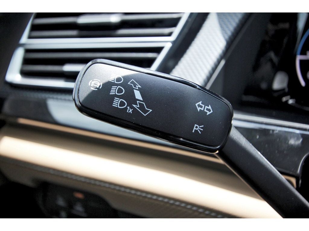 2026 Volkswagen Atlas Cross Sport 2.0T SEL