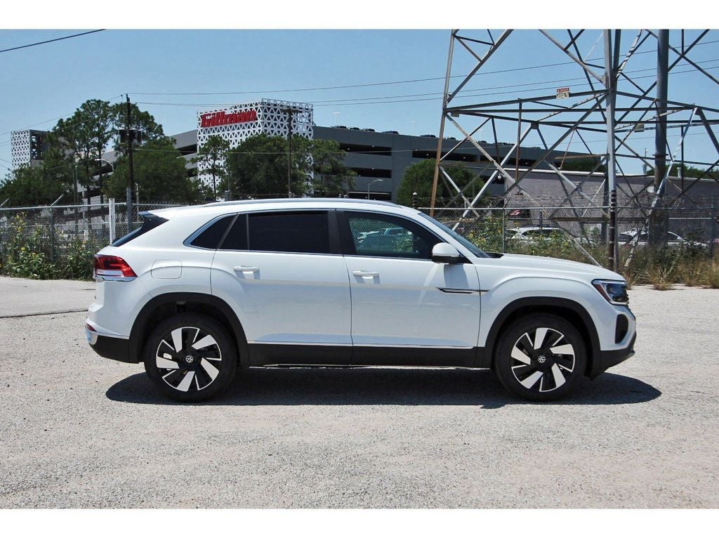 2026 Volkswagen Atlas Cross Sport 2.0T SEL