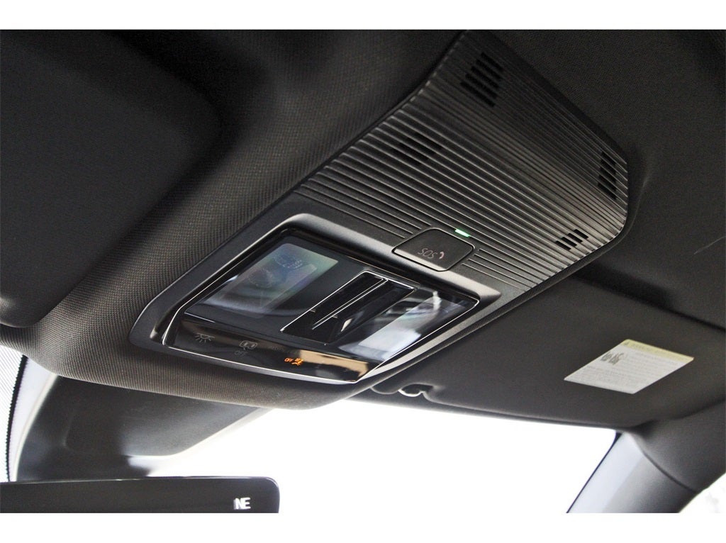 2026 Volkswagen Atlas Cross Sport 2.0T SEL