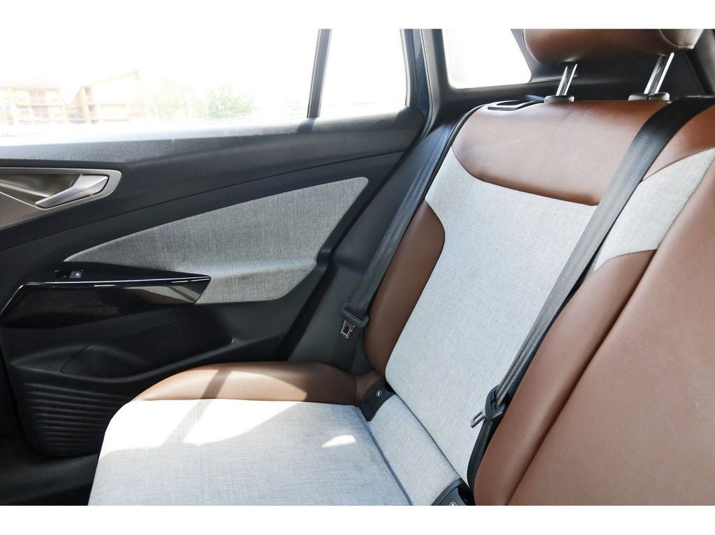 2023 Volkswagen ID.4 Standard