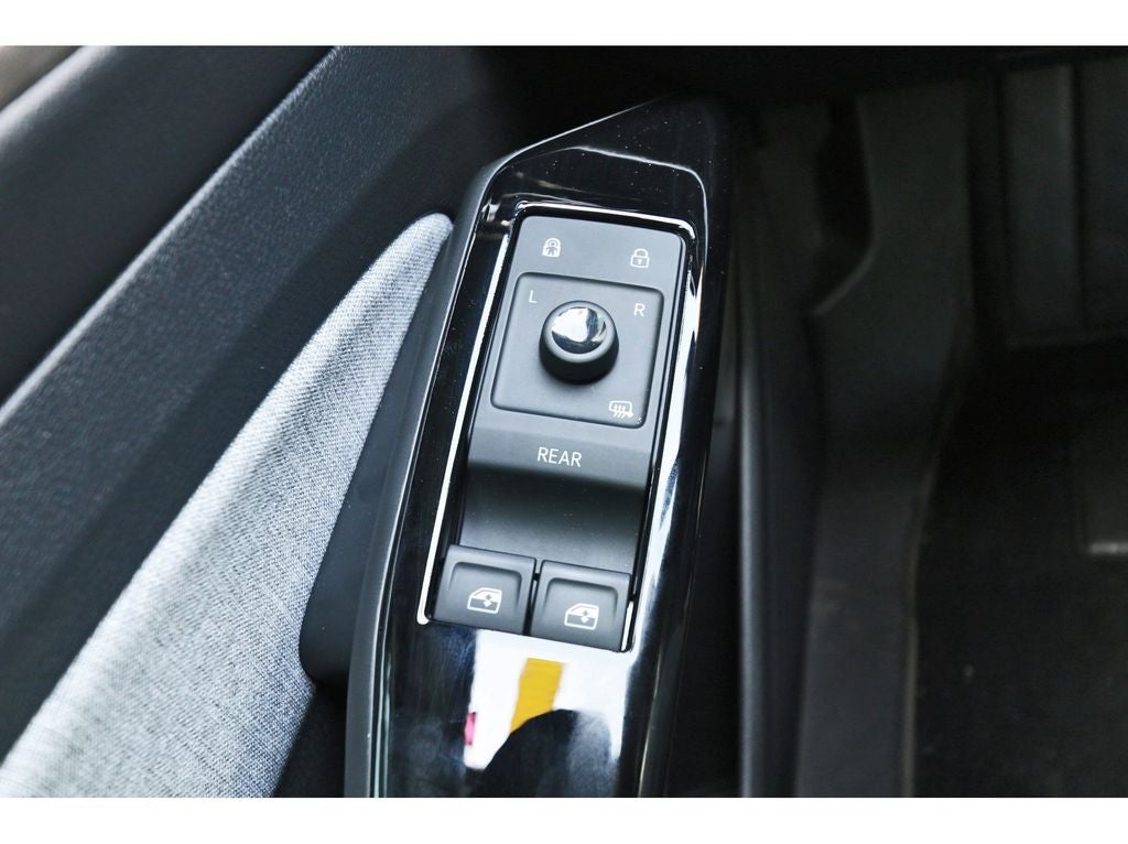 2023 Volkswagen ID.4 Standard