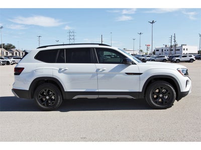 2026 Volkswagen Atlas 2.0T Peak Edition