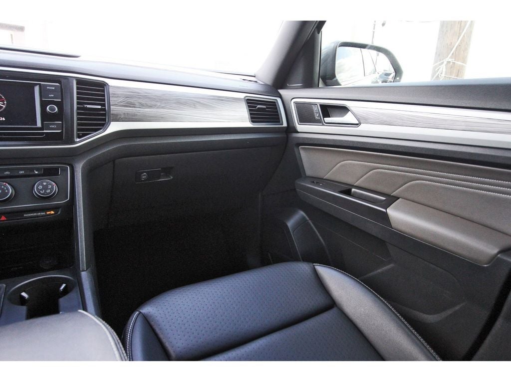 2022 Volkswagen Atlas Cross Sport 2.0T SE