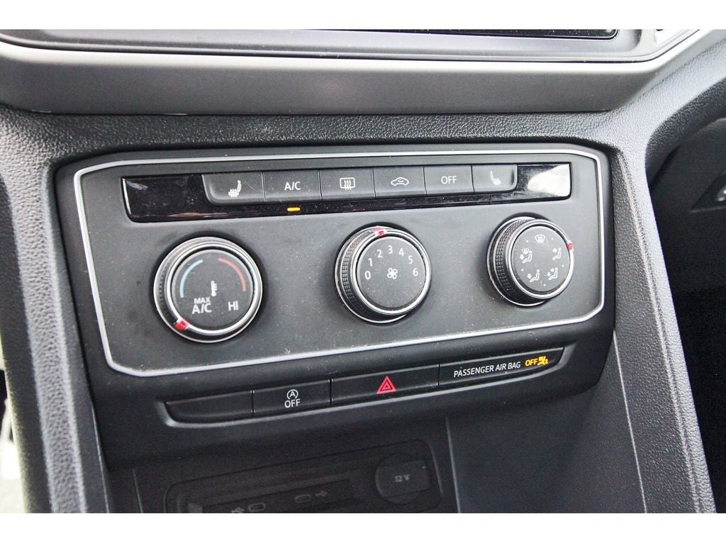 2022 Volkswagen Atlas Cross Sport 2.0T SE