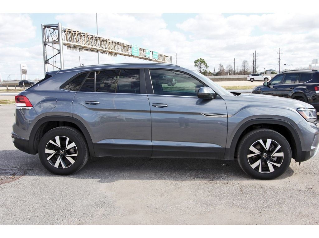 2022 Volkswagen Atlas Cross Sport 2.0T SE