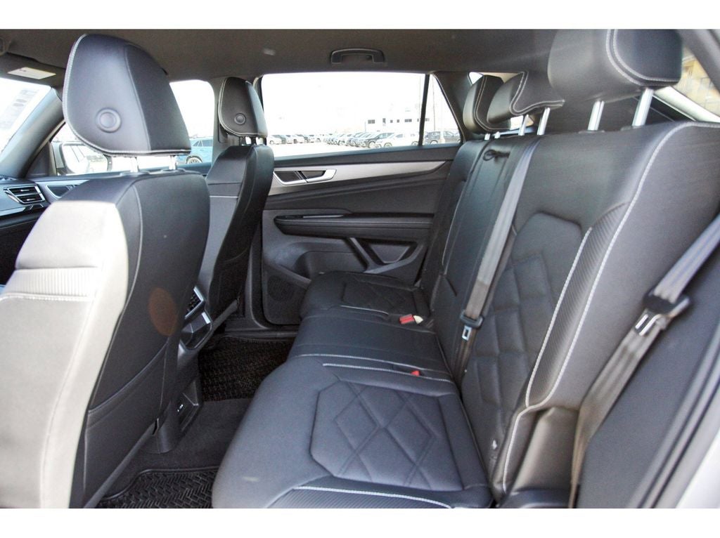 2026 Volkswagen Atlas Cross Sport 2.0T SE