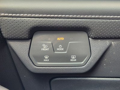 2026 Volkswagen Atlas Cross Sport 2.0T SE