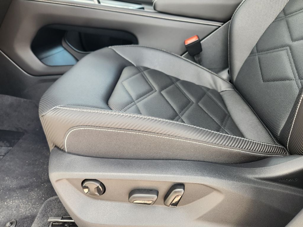 2026 Volkswagen Atlas Cross Sport 2.0T SE