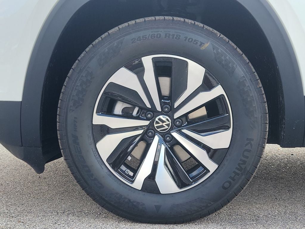 2026 Volkswagen Atlas Cross Sport 2.0T SE
