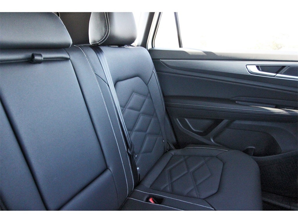 2026 Volkswagen Atlas Cross Sport 2.0T SE