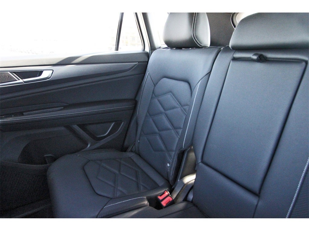 2026 Volkswagen Atlas Cross Sport 2.0T SE