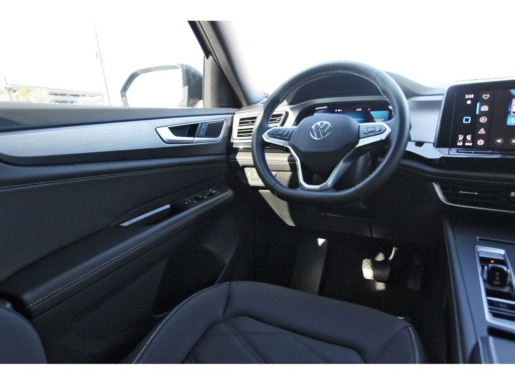 2026 Volkswagen Atlas Cross Sport 2.0T SE