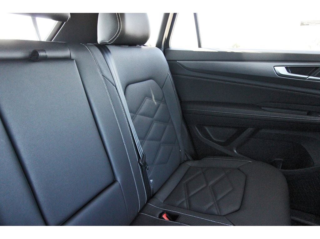 2026 Volkswagen Atlas Cross Sport 2.0T SE