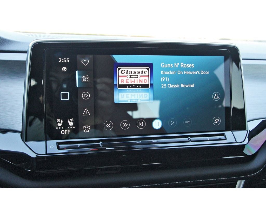 2026 Volkswagen Atlas Cross Sport 2.0T SE