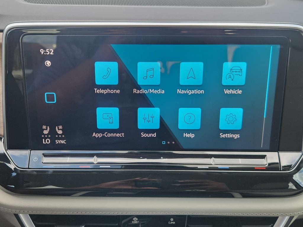 2026 Volkswagen Atlas 2.0T SE