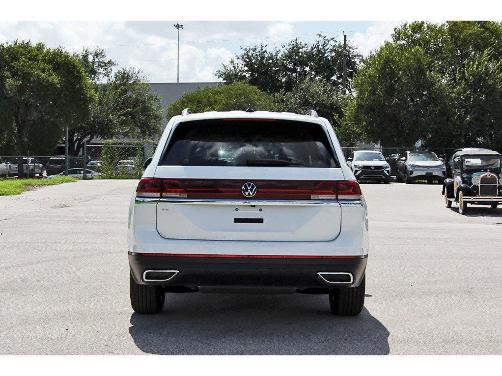 2026 Volkswagen Atlas 2.0T SE