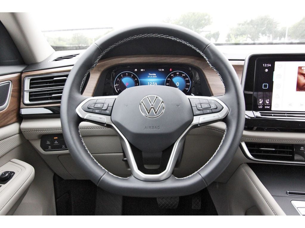 2026 Volkswagen Atlas 2.0T SE