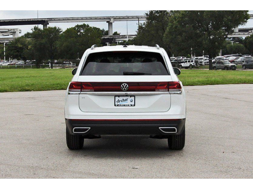 2026 Volkswagen Atlas 2.0T SE