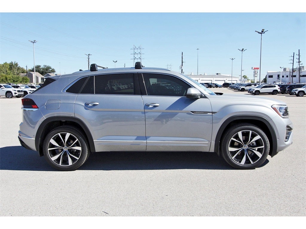 2026 Volkswagen Atlas Cross Sport 2.0T SEL Premium R-Line