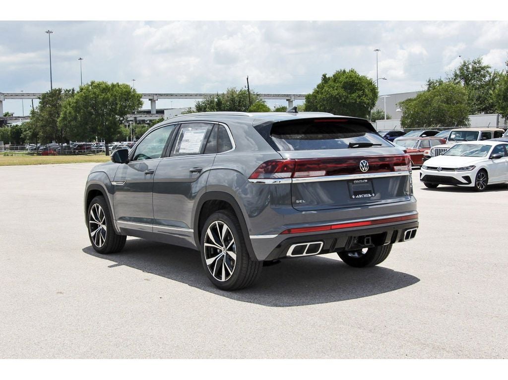 2026 Volkswagen Atlas Cross Sport 2.0T SEL Premium R-Line