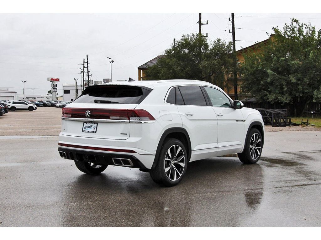 2026 Volkswagen Atlas Cross Sport 2.0T SEL Premium R-Line