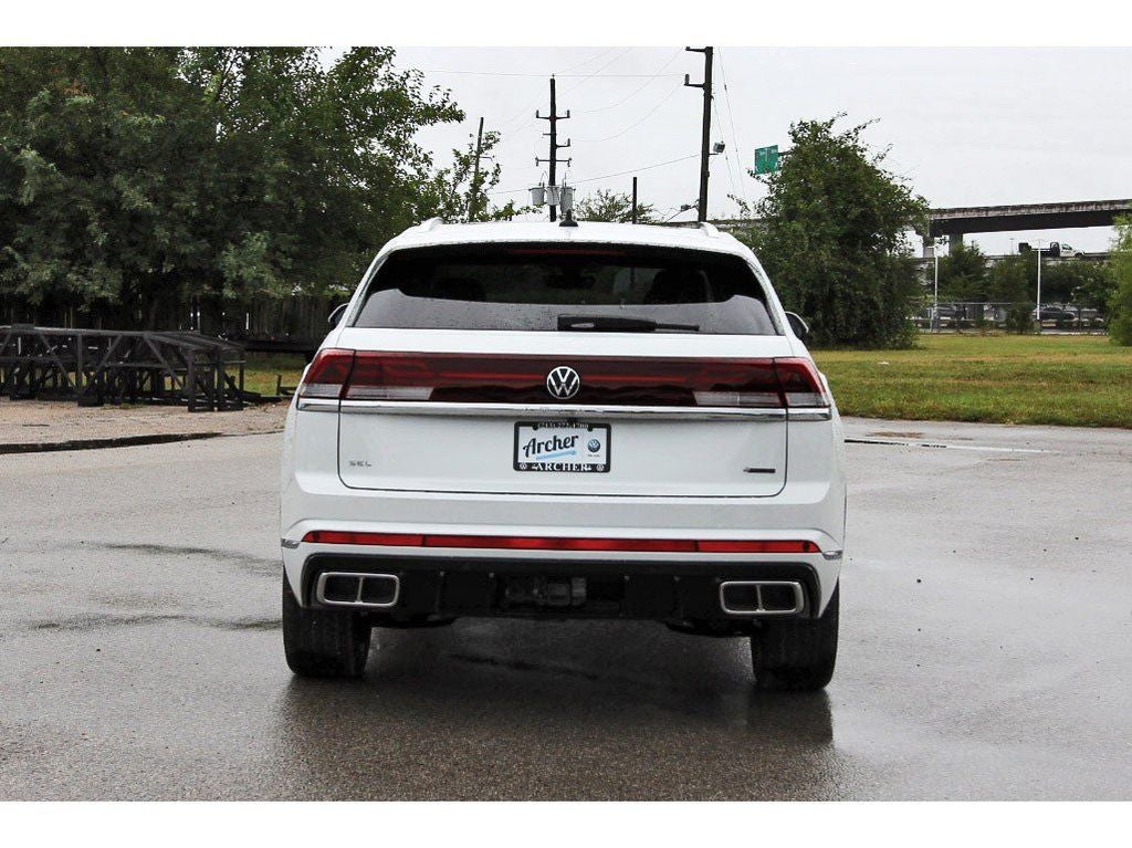 2026 Volkswagen Atlas Cross Sport 2.0T SEL Premium R-Line