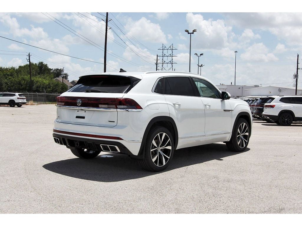 2026 Volkswagen Atlas Cross Sport 2.0T SEL Premium R-Line