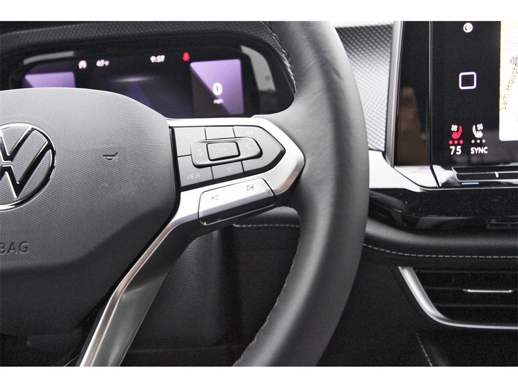 2026 Volkswagen Atlas Cross Sport 2.0T SEL Premium R-Line