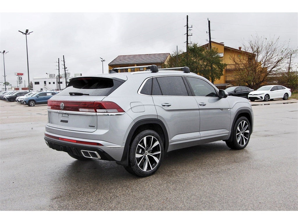 2026 Volkswagen Atlas Cross Sport 2.0T SEL Premium R-Line