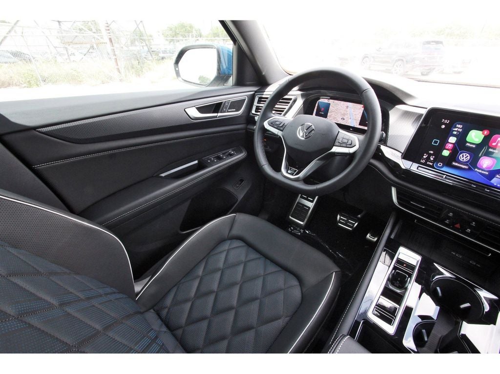 2026 Volkswagen Atlas Cross Sport 2.0T SEL Premium R-Line