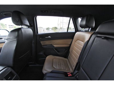 2023 Volkswagen Atlas Cross Sport 3.6L V6 SEL Premium R-Line