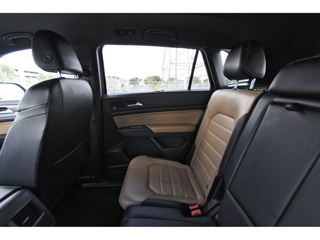 2023 Volkswagen Atlas Cross Sport 3.6L V6 SEL Premium R-Line