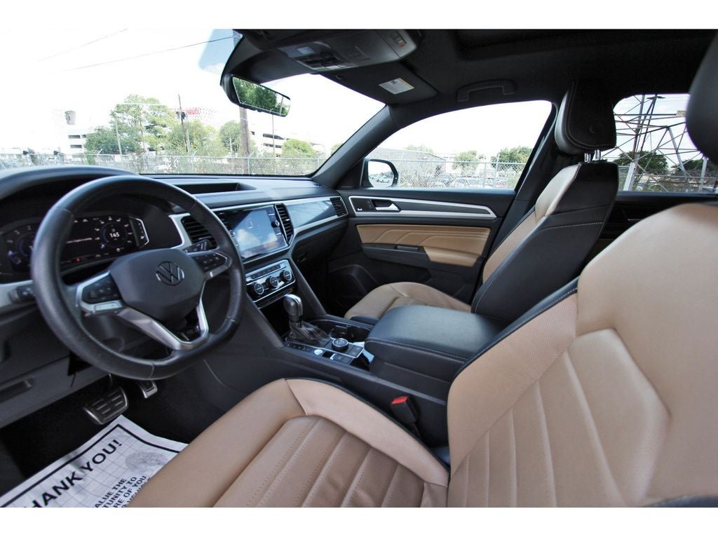2023 Volkswagen Atlas Cross Sport 3.6L V6 SEL Premium R-Line
