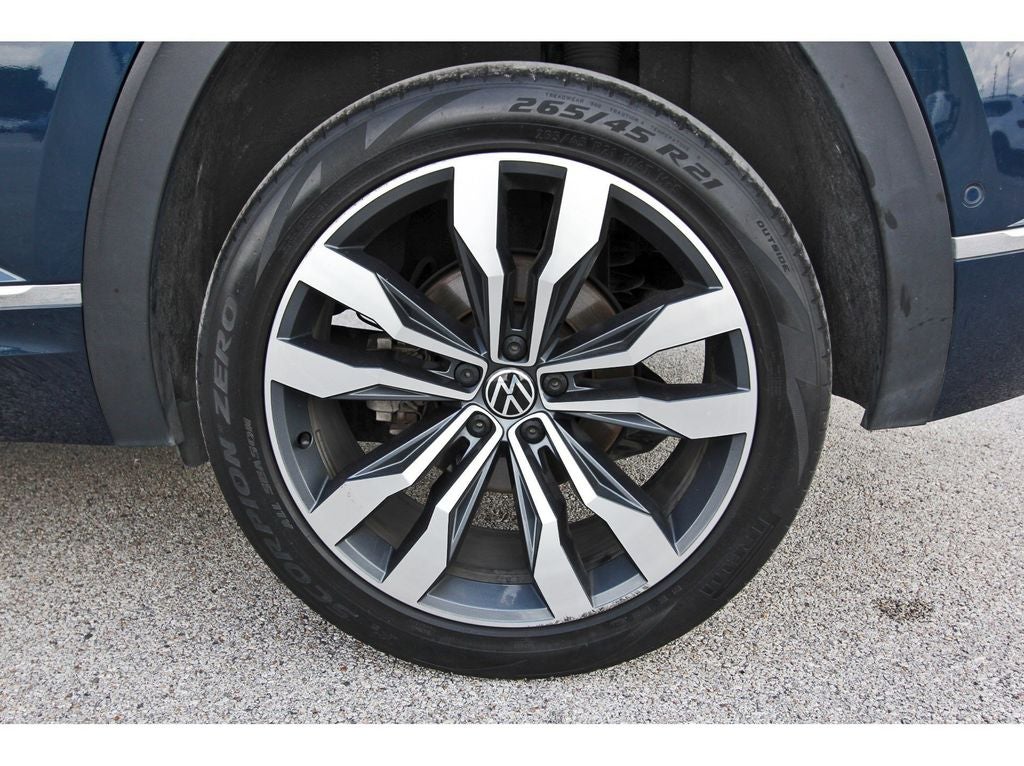 2023 Volkswagen Atlas Cross Sport 3.6L V6 SEL Premium R-Line