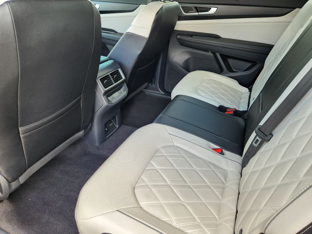 2024 Volkswagen Atlas Cross Sport 2.0T SEL Premium R-Line