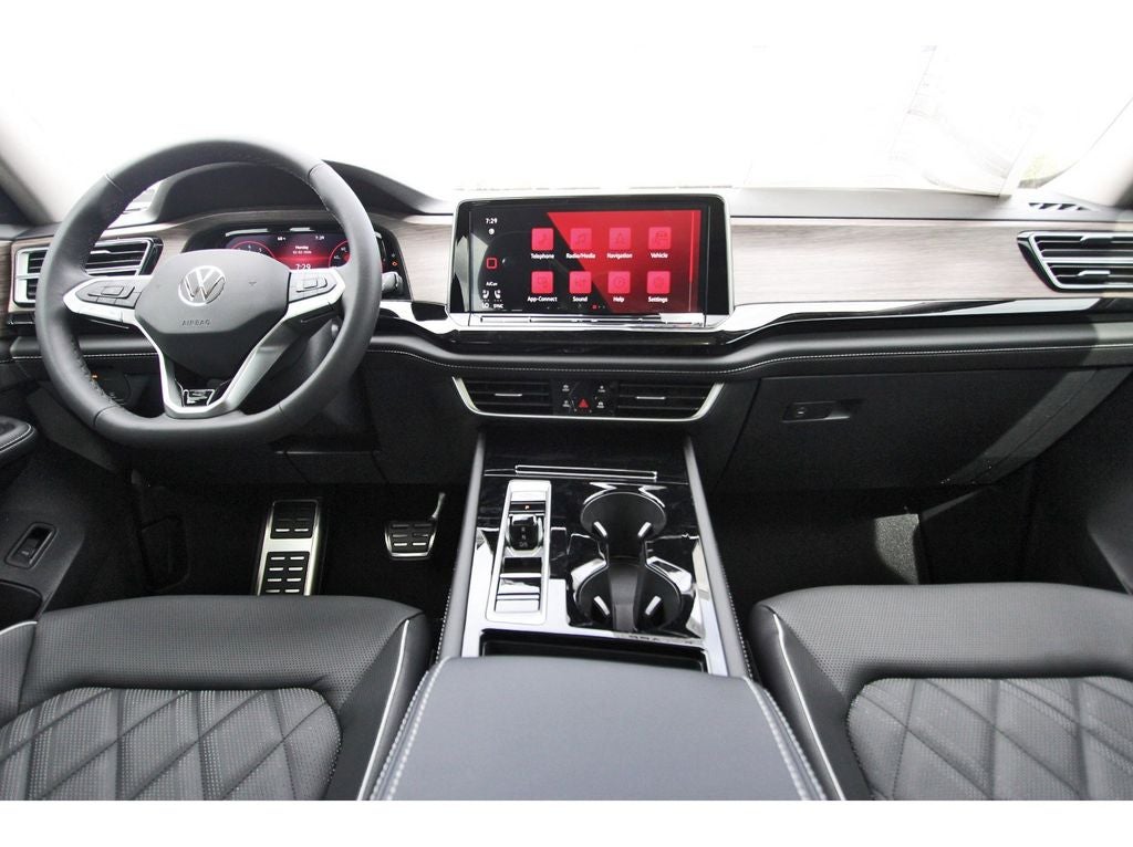 2026 Volkswagen Atlas 2.0T SEL Premium R-Line